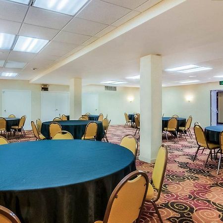 Econo Lodge - סאות בנד מראה חיצוני תמונה